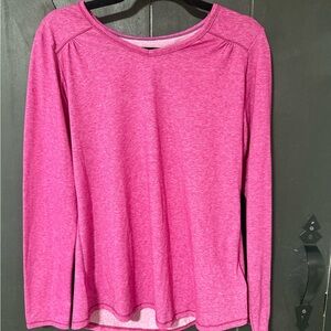 Columbia Women's Long Sleeve Crewneck Tee in Heathered Hot Pink